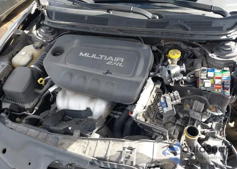 2015 Dodge Dart Sxt из США, поврежденный, VIN 1C3CDFBB8FD104907